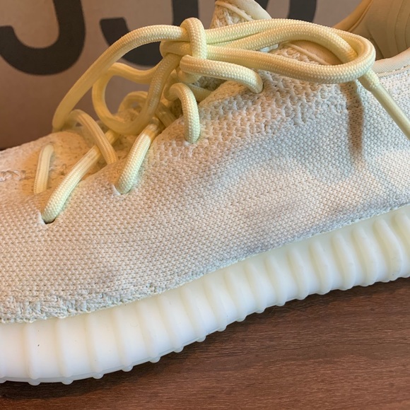 Yeezy Boost 350 V2 Butter Men’s 8US, Women’s 9US - Picture 6 of 8